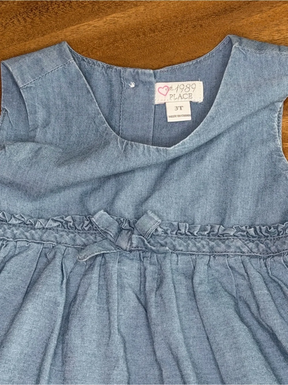 Old Navy size 3t